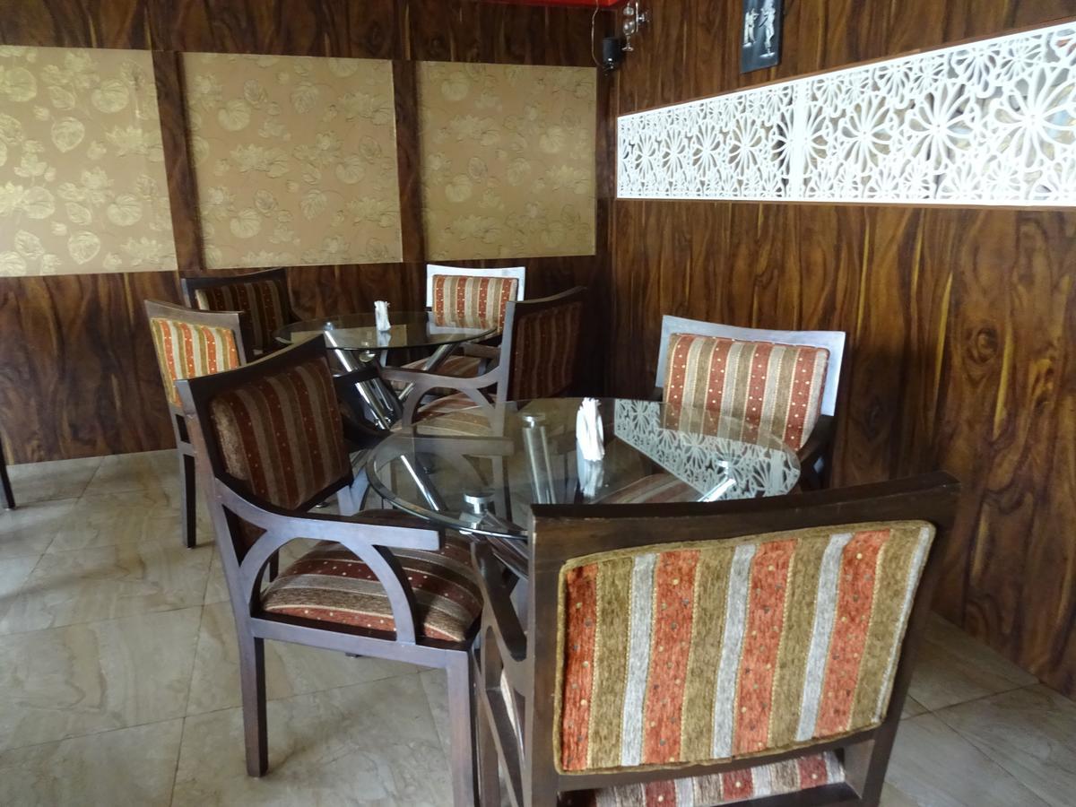 Hotel La Grace Madgao Buitenkant foto