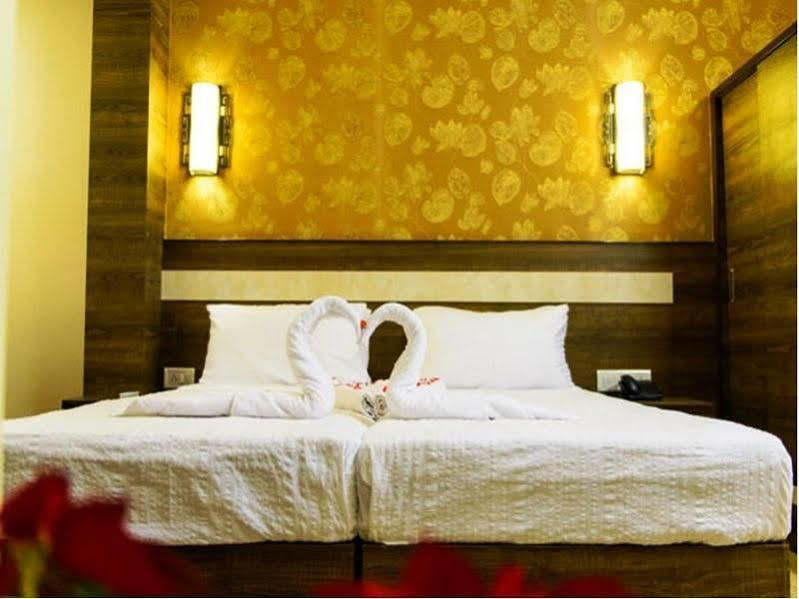 Hotel La Grace Madgao Buitenkant foto